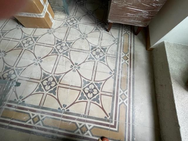 Image No.11-8 Bed Village House for sale