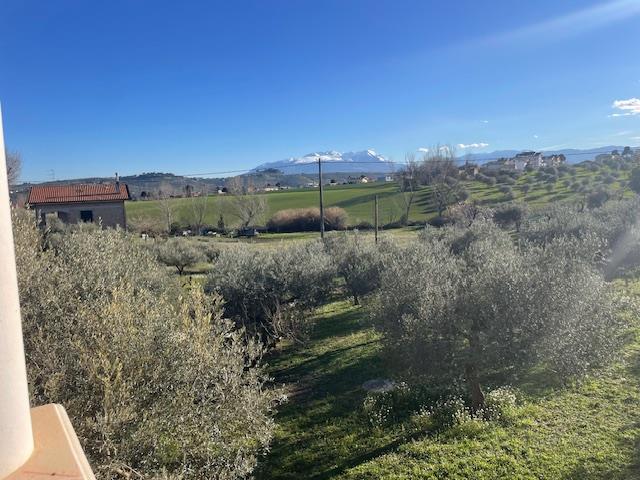 Image No.24-3 Bed Villa for sale