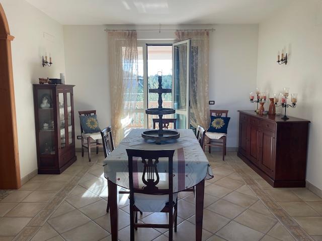 Image No.27-3 Bed Villa for sale