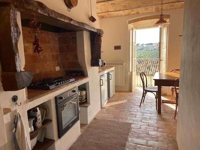 Loreto Aprutino, Townhouse