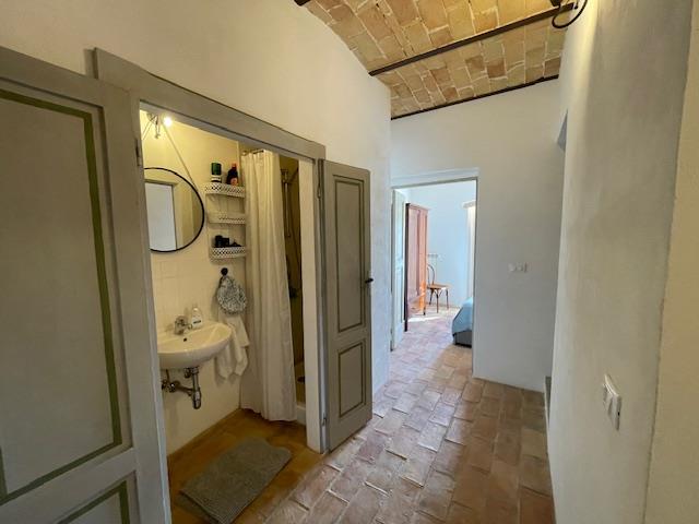 Image No.23-2 Bed Townhouse for sale