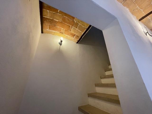 Image No.27-2 Bed Townhouse for sale