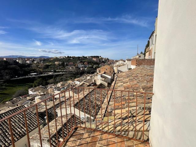 Image No.30-2 Bed Townhouse for sale