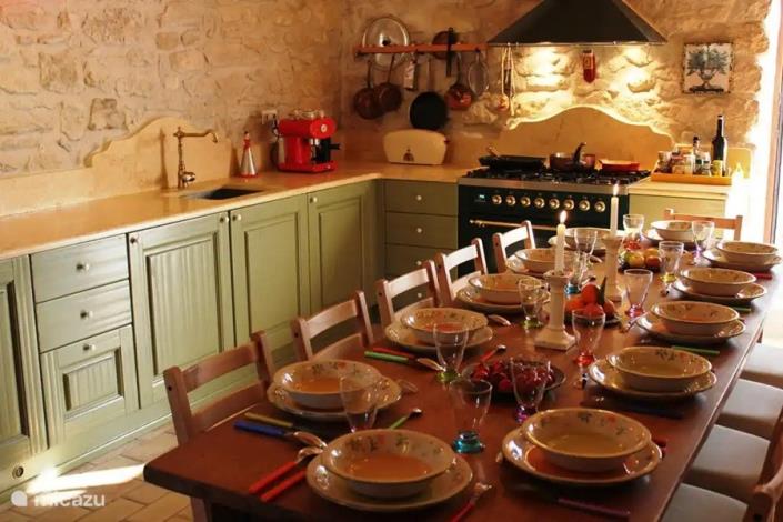 Image No.15-6 Bed Country House for sale