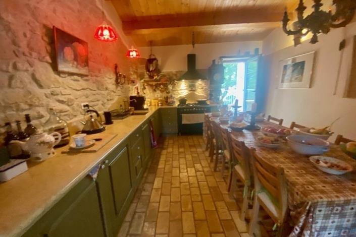 Image No.16-6 Bed Country House for sale