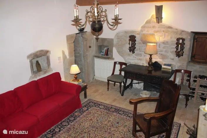 Image No.17-6 Bed Country House for sale