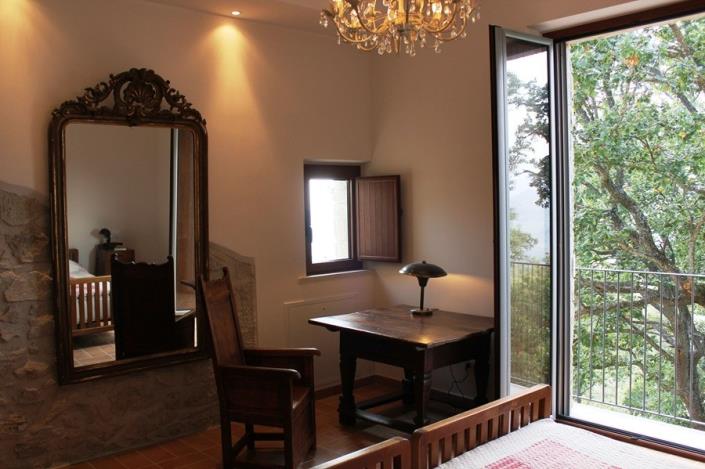 Image No.20-6 Bed Country House for sale