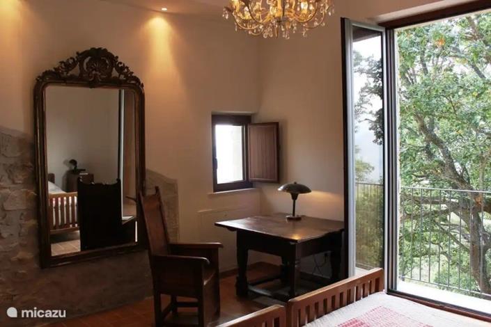 Image No.23-6 Bed Country House for sale