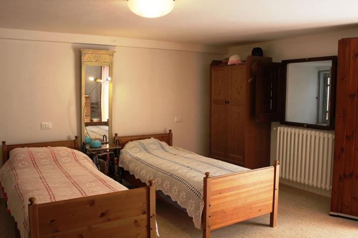 Image No.26-6 Bed Country House for sale