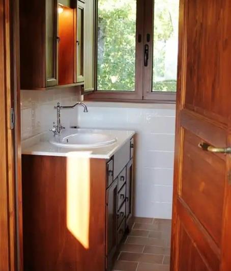 Image No.39-6 Bed Country House for sale