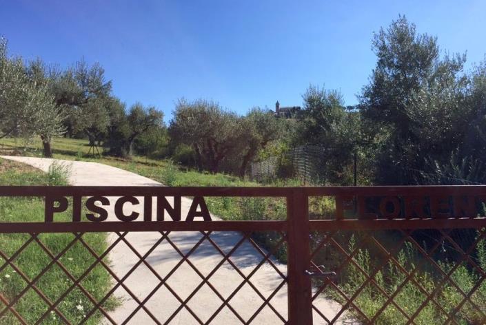 Image No.41-6 Bed Country House for sale