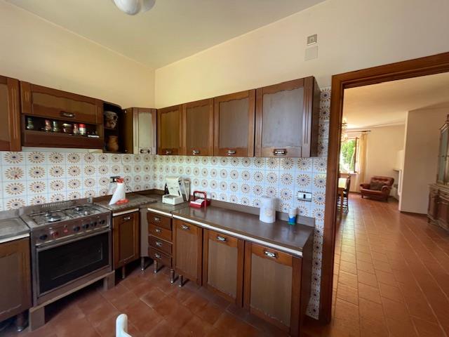 Image No.20-3 Bed Country House for sale