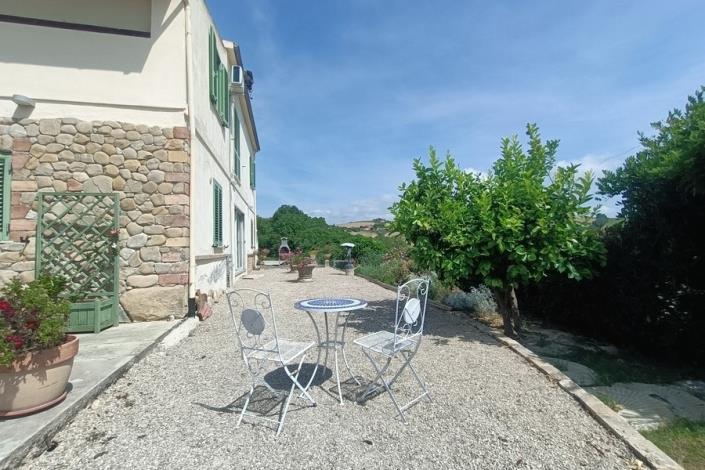 Image No.9-4 Bed Country House for sale