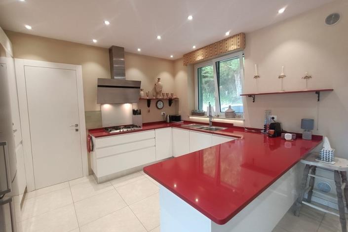 Image No.25-4 Bed Country House for sale