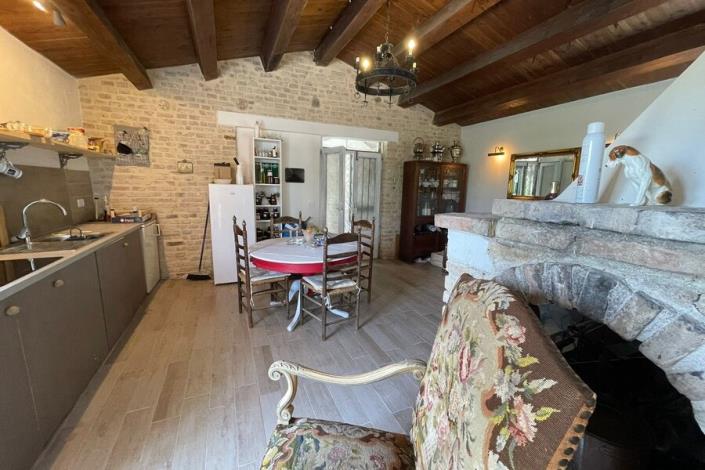 Image No.52-4 Bed Country House for sale