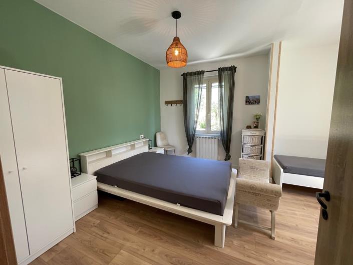 Image No.40-6 Bed Country House for sale