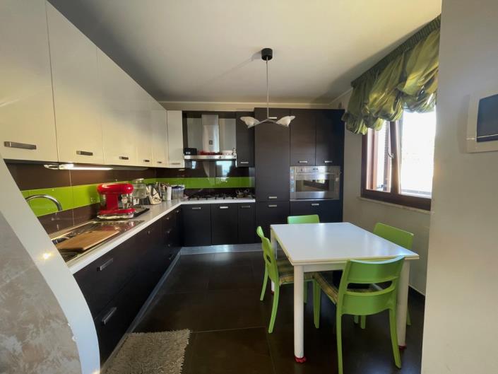 Image No.18-4 Bed Villa for sale
