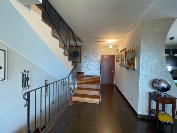 Image No.23-4 Bed Villa for sale
