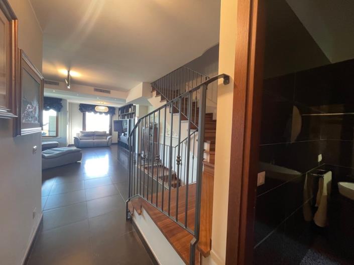 Image No.26-4 Bed Villa for sale