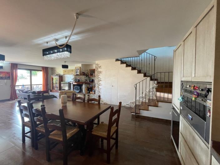 Image No.53-4 Bed Villa for sale