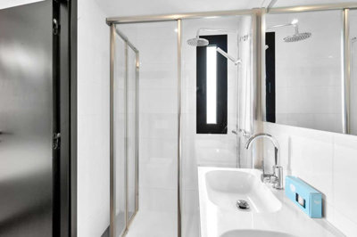 b98le8d7m9k3degpefzhs0lif8u4xzvzhwxtmggyekxx9