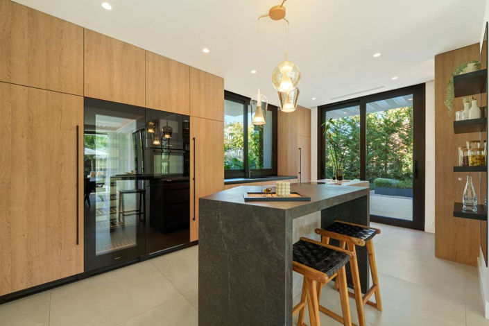 Image No.6-6 Bed Villa for sale