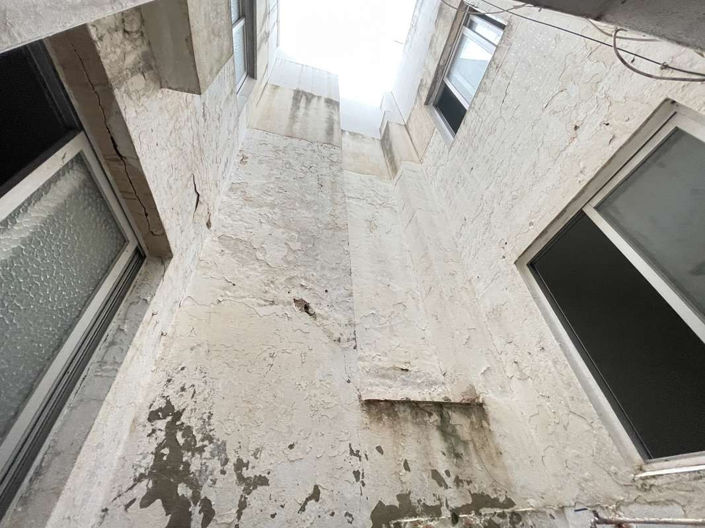 Image No.15-8 Bed House for sale