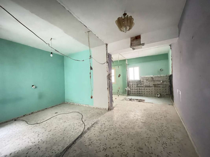 Image No.17-8 Bed House for sale