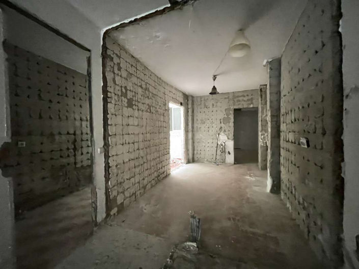 Image No.25-8 Bed House for sale