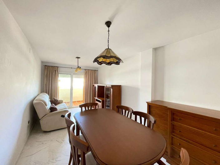 Image No.4-Appartement de 2 chambres à vendre à Estepona
