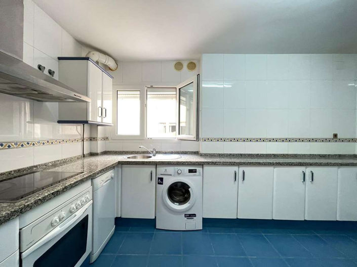 Image No.7-Appartement de 2 chambres à vendre à Estepona