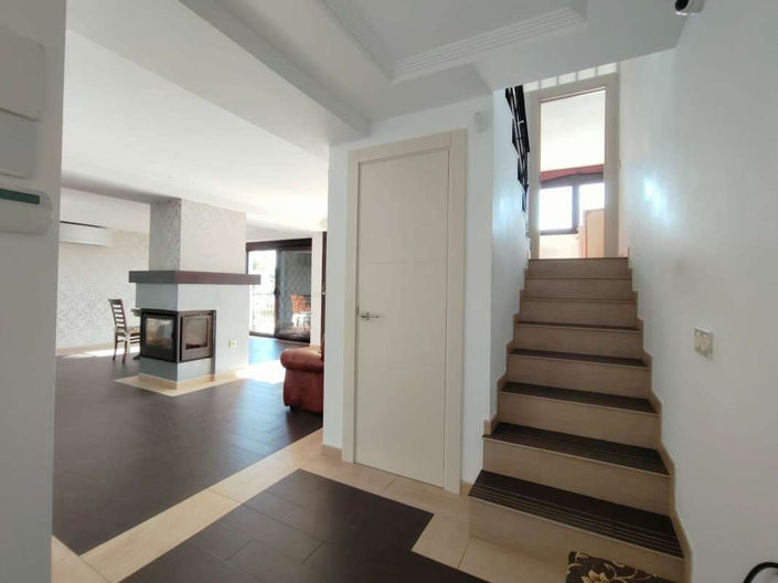 Image No.14-4 Bed Apartment for sale