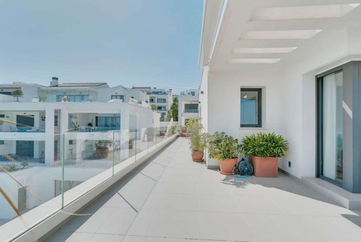 Image No.15-3 Bed Apartment for sale