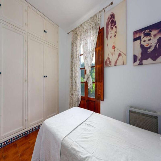 Image No.18-2 Bed Apartment for sale