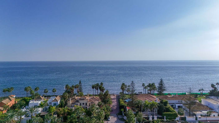 Image No.11-Villa de 6 chambres à vendre à Estepona