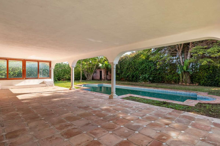 Image No.6-Villa de 6 chambres à vendre à Estepona