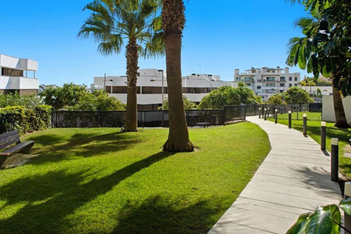 Image No.11-Appartement de 2 chambres à vendre à Estepona