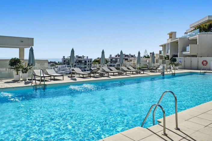 Image No.2-Appartement de 2 chambres à vendre à Estepona