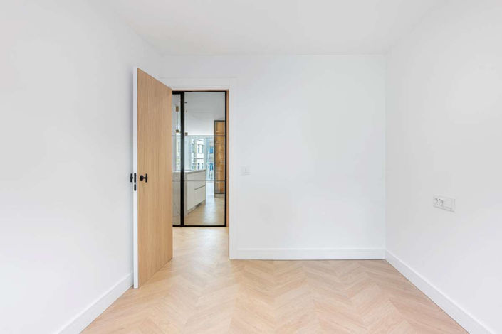 Image No.12-3 Bed Apartment for sale