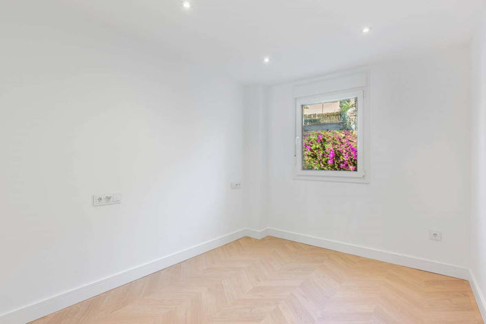 Image No.24-3 Bed Apartment for sale