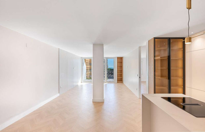 Image No.29-3 Bed Apartment for sale