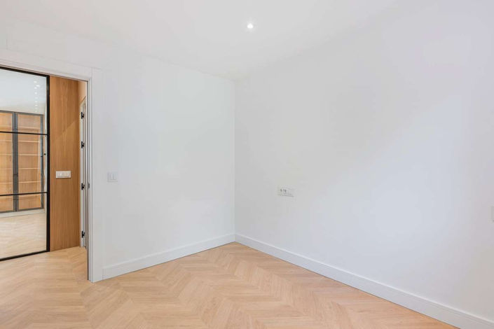 Image No.3-3 Bed Apartment for sale