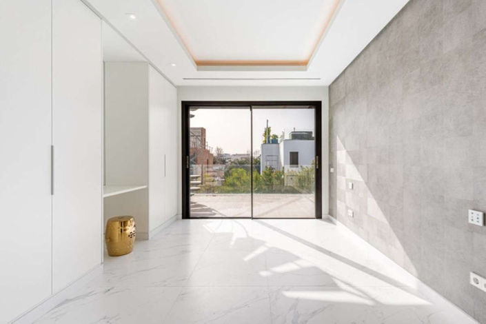 Image No.10-3 Bed Villa for sale