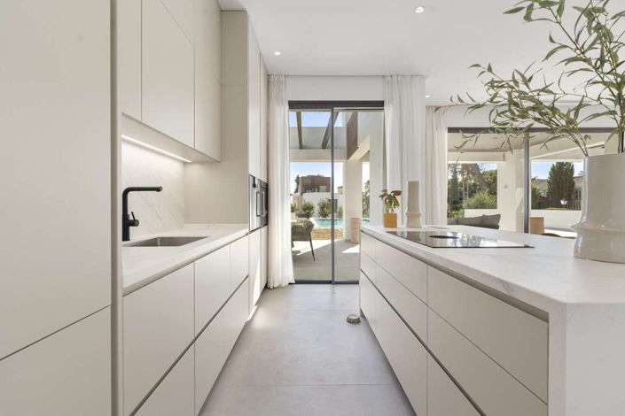 Image No.10-4 Bed Villa for sale