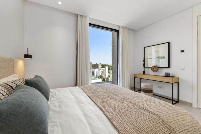 Image No.13-4 Bed Villa for sale