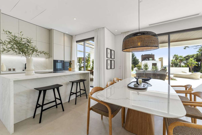 Image No.4-4 Bed Villa for sale