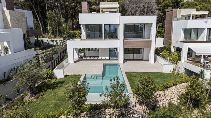 Image No.40-4 Bed Villa for sale