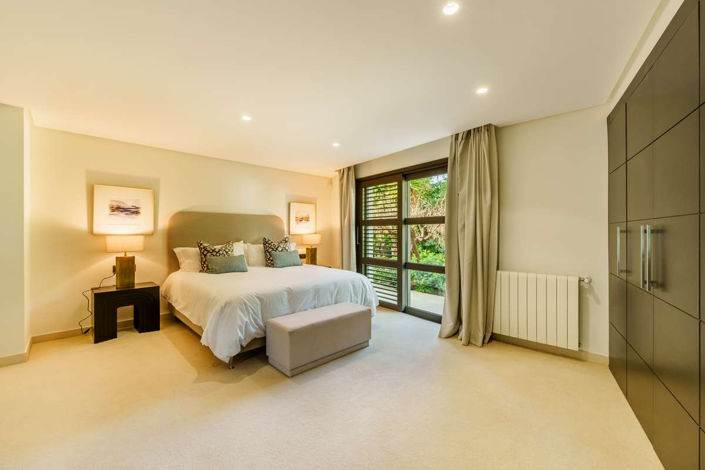 Image No.11-5 Bed Villa for sale