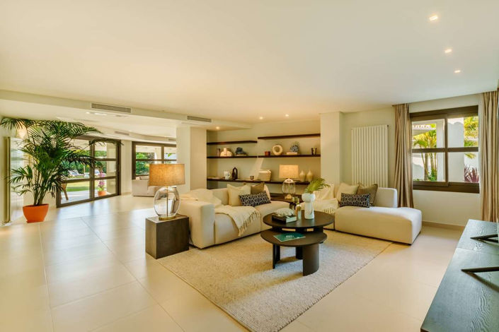 Image No.3-Villa de 5 chambres à vendre à Marbella