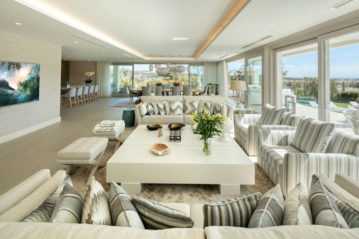 Image No.4-6 Bed Villa for sale